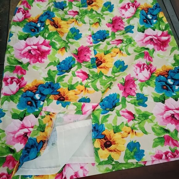 🤑$5 SALE🤑9M🌴2 items Summer Capsule Outfit  Vtg. Top&Handcrafted floral skirt - Picture 4 of 12